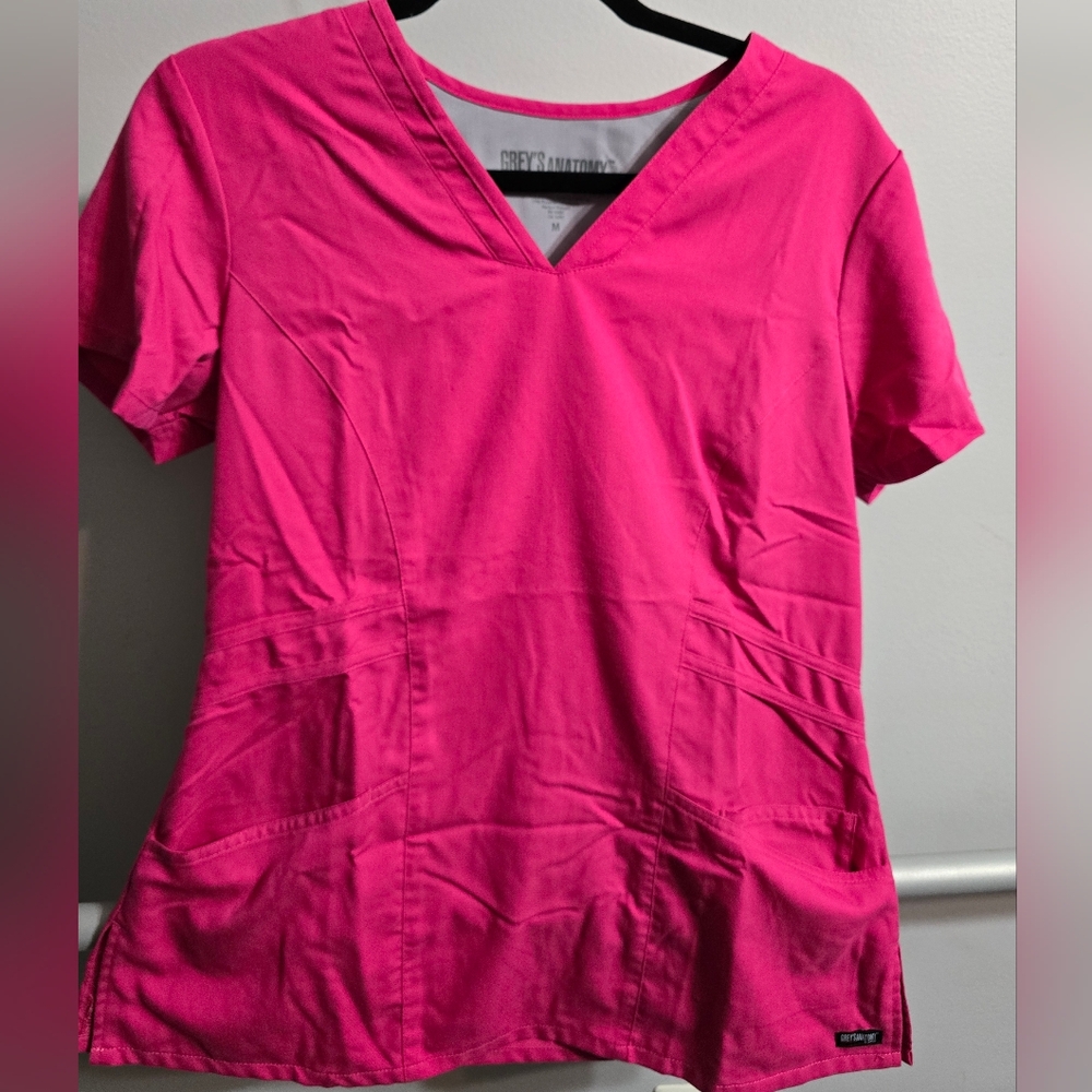 Grey's Anatomy Pink V-Neck Short Sleeve Scrub Top